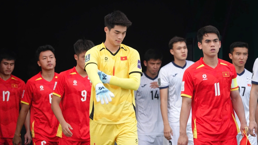 Thể lực và kỷ luật chiến thuật sẽ quyết định cơ hội đi tiếp của đội tuyển áo đỏ
